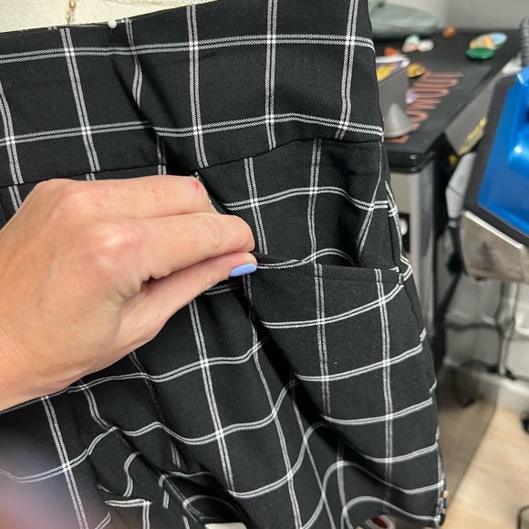 New Inc shorts size 12 - Picture 2 of 4